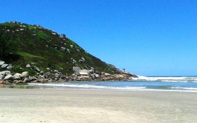 Um passeio apaixonante pela Praia de Itapirubá – SC